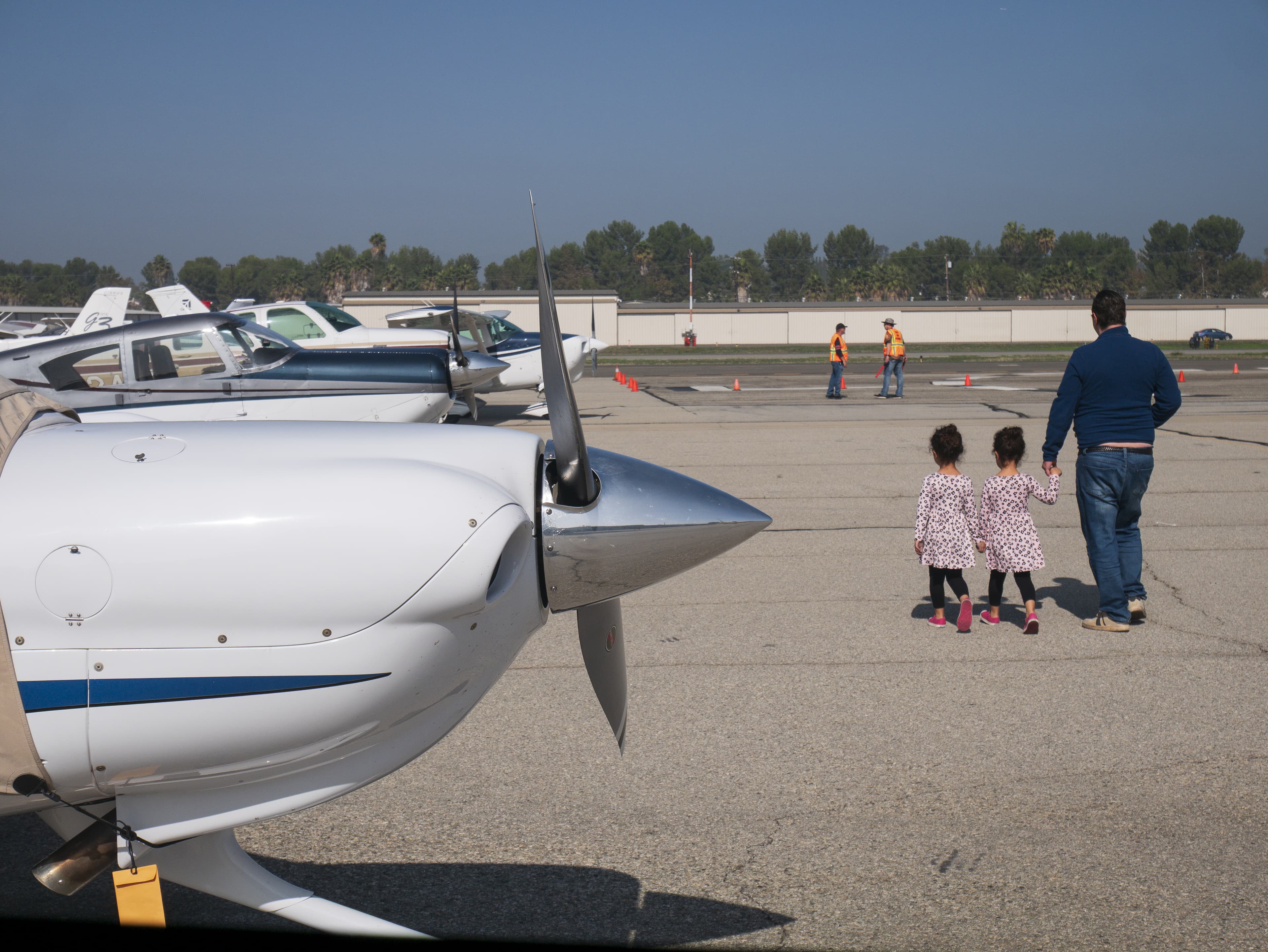 Free Airplane Day โ Antique Aircraft Display
